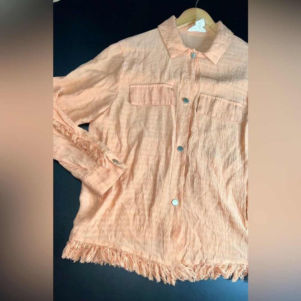Fantastic Fawn Orange Cream Button Down Pocketed Top with Fringe Hems Size S GUC